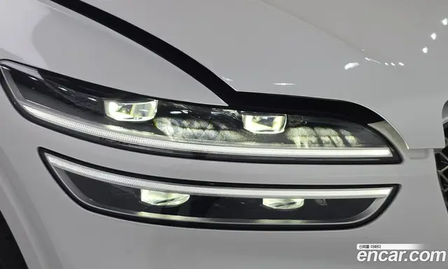Genesis GV70 2023 2.5 автомат (гидро), миниатюра 7