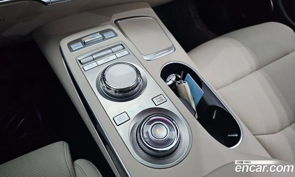 Genesis GV70 2024 2.5 автомат (гидро), фото 12