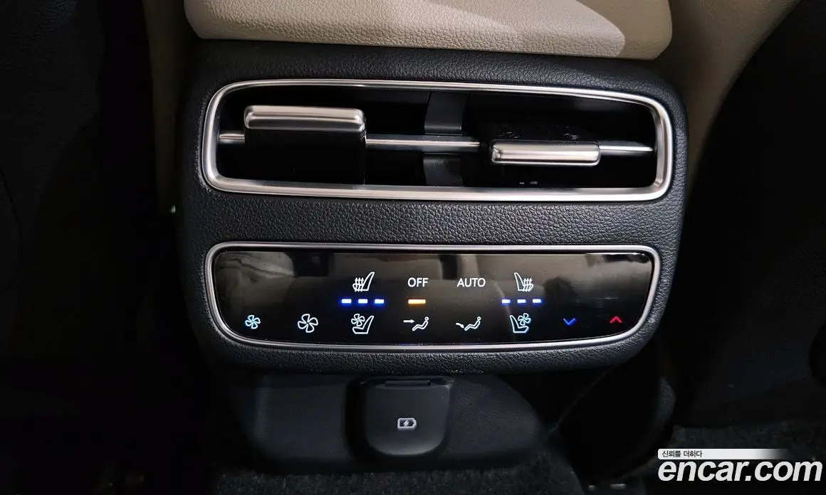 Genesis GV70 2024 2.5 автомат (гидро), фото 18