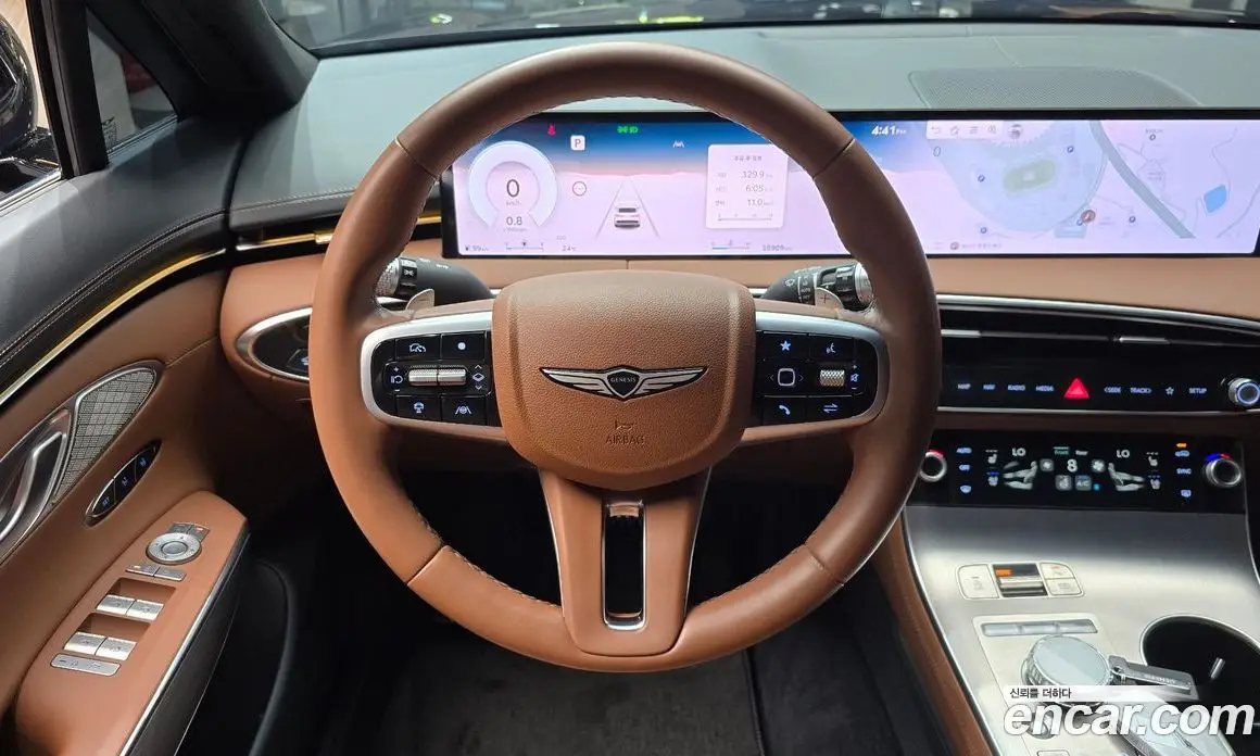 Genesis GV70 2024 2.5 автомат (гидро), фото 19