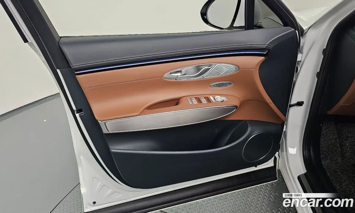 Genesis GV70 2024 2.5 автомат (гидро), фото 14