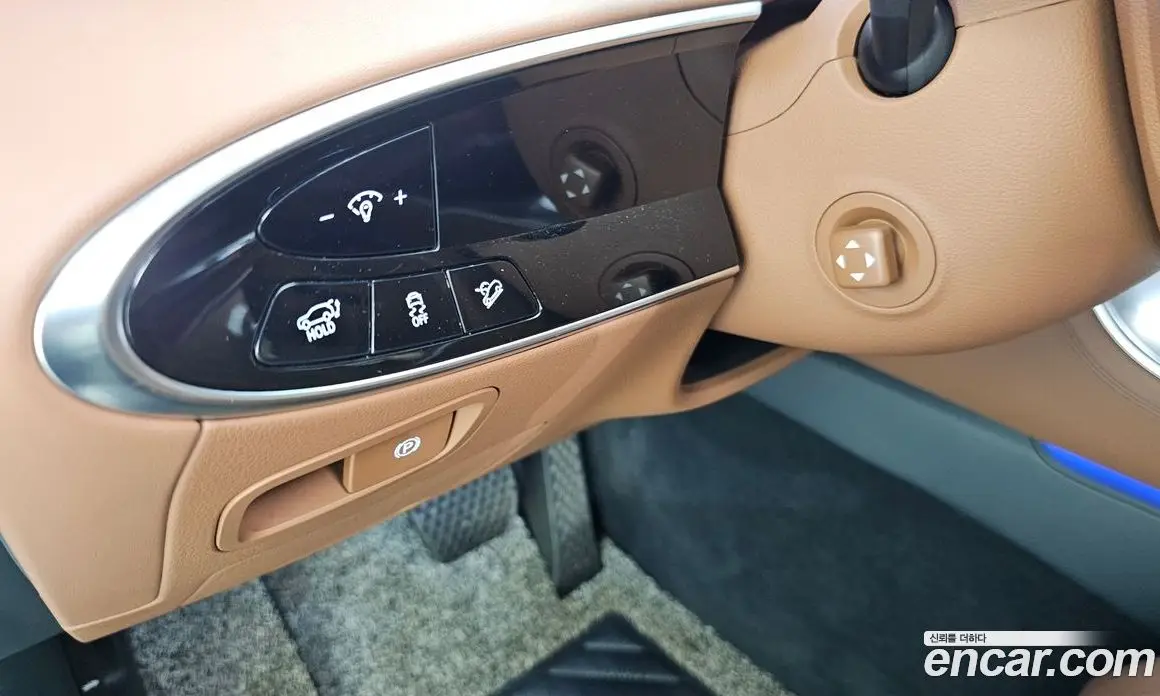 Genesis GV70 2024 2.5 автомат (гидро), фото 24