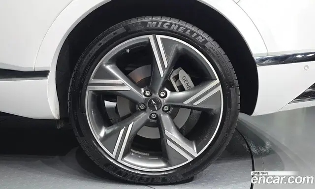 Genesis GV80 2024 2.5 автомат (гидро), миниатюра 7