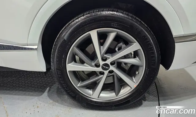 Genesis GV80 2025 2.5 автомат (гидро), миниатюра 4