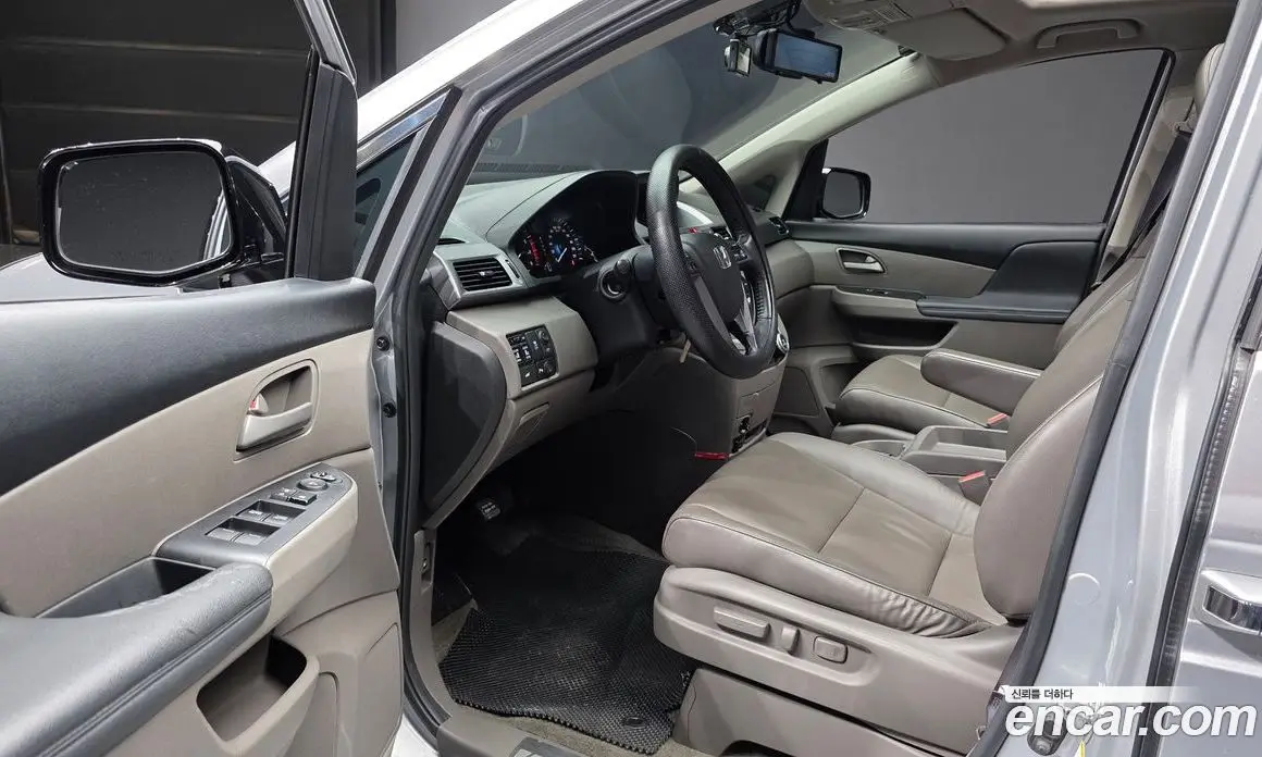 Honda Odyssey 2013 3.5 автомат (гидро), фото 10