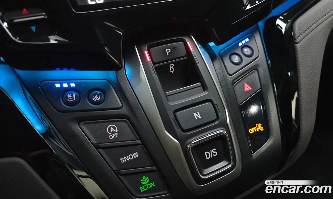 Honda Odyssey 2019 3.5 автомат (гидро), фото 12