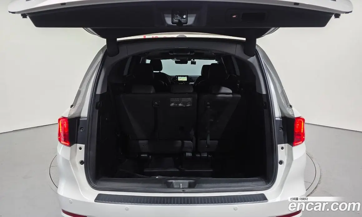 Honda Odyssey 2019 3.5 автомат (гидро), фото 30