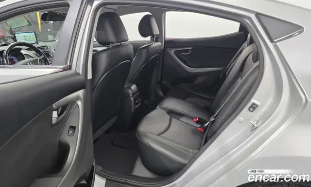 Hyundai Avante 2014 1.6 автомат (гидро), миниатюра 11