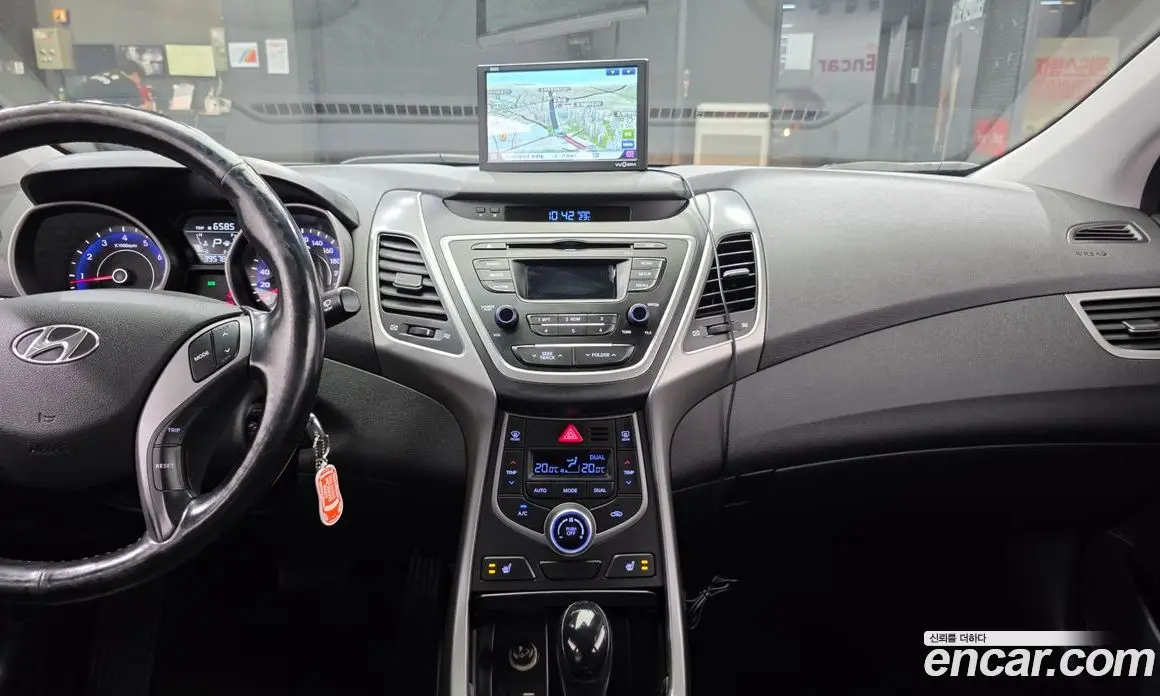 Hyundai Avante 2014 1.6 автомат (гидро), фото 20