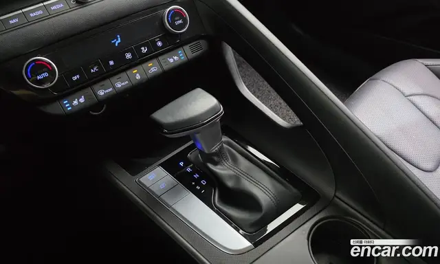 Hyundai Avante 2022 1.6 автомат (гидро), миниатюра 12
