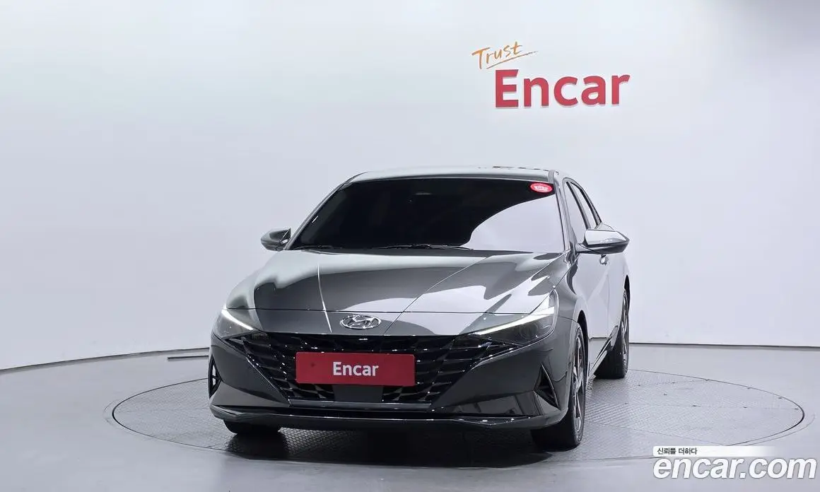 Hyundai Avante 2022 1.6 автомат (гидро), фото 3