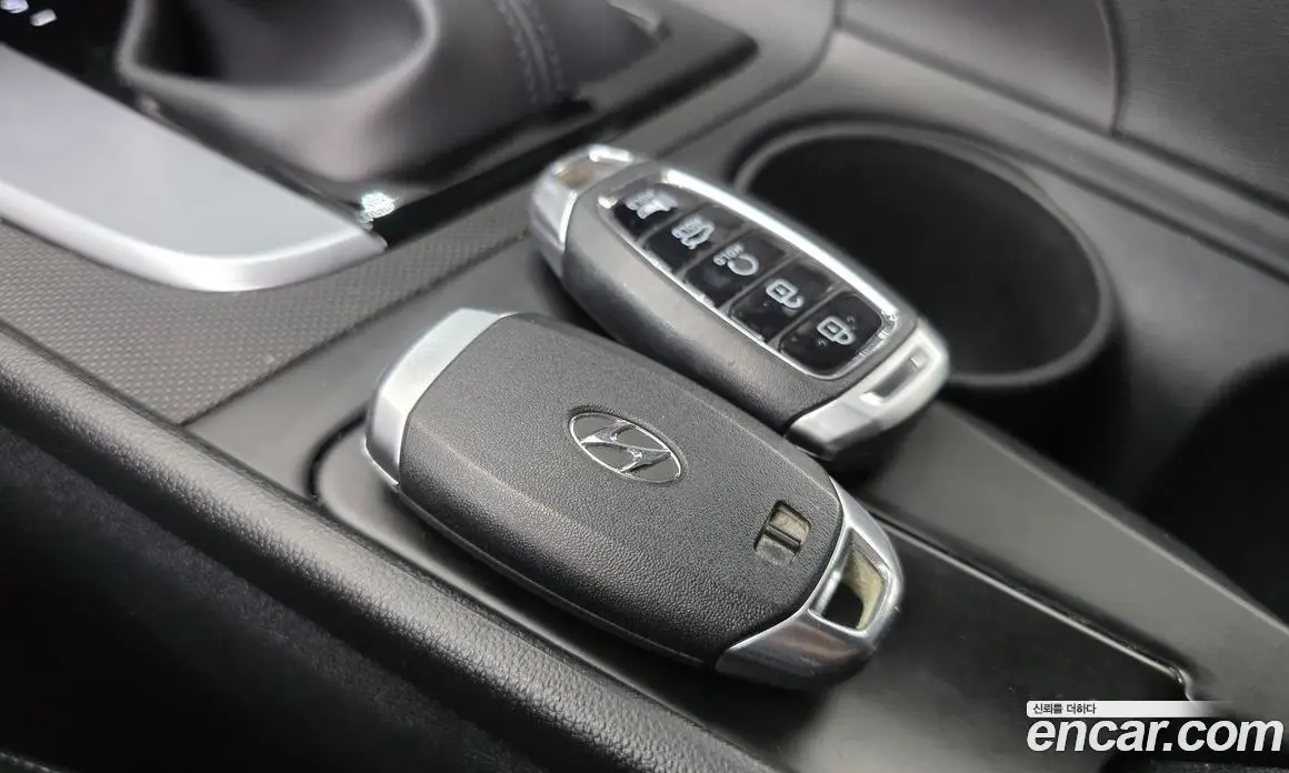 Hyundai Avante 2022 1.6 автомат (гидро), фото 28