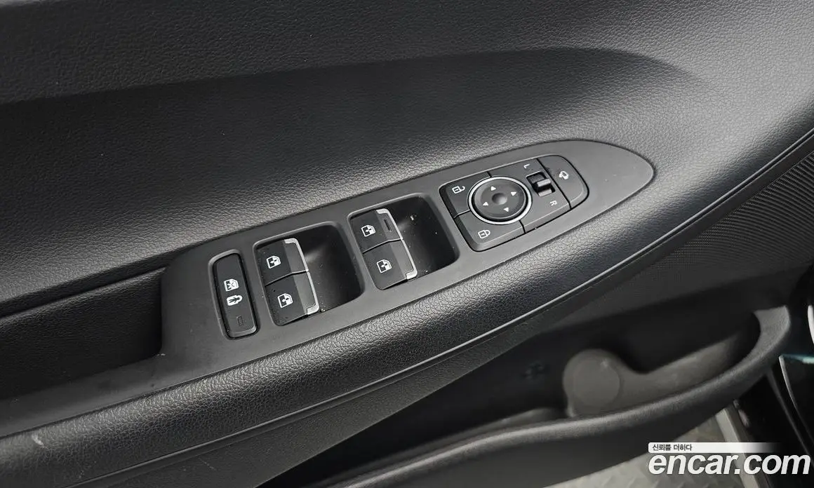 Hyundai Grandeur 2022 2.4 автомат (гидро), фото 23