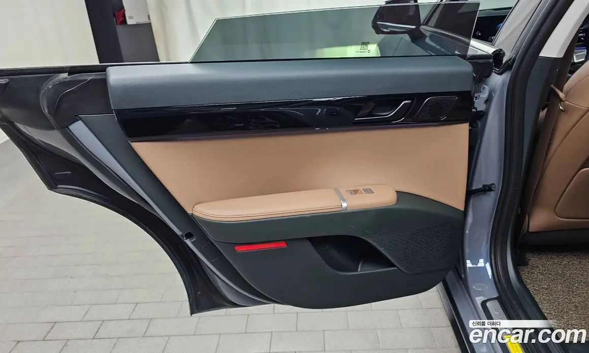 Hyundai Grandeur 2024 1.6 автомат (гидро), фото 15