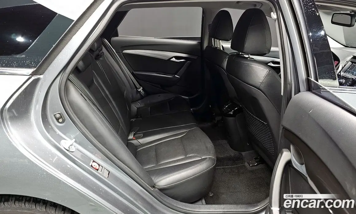 Hyundai i40 2017 1.7 автомат (гидро), фото 12