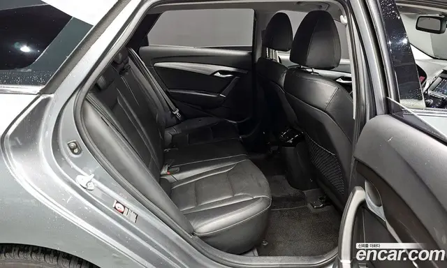 Hyundai i40 2017 1.7 автомат (гидро), миниатюра 12