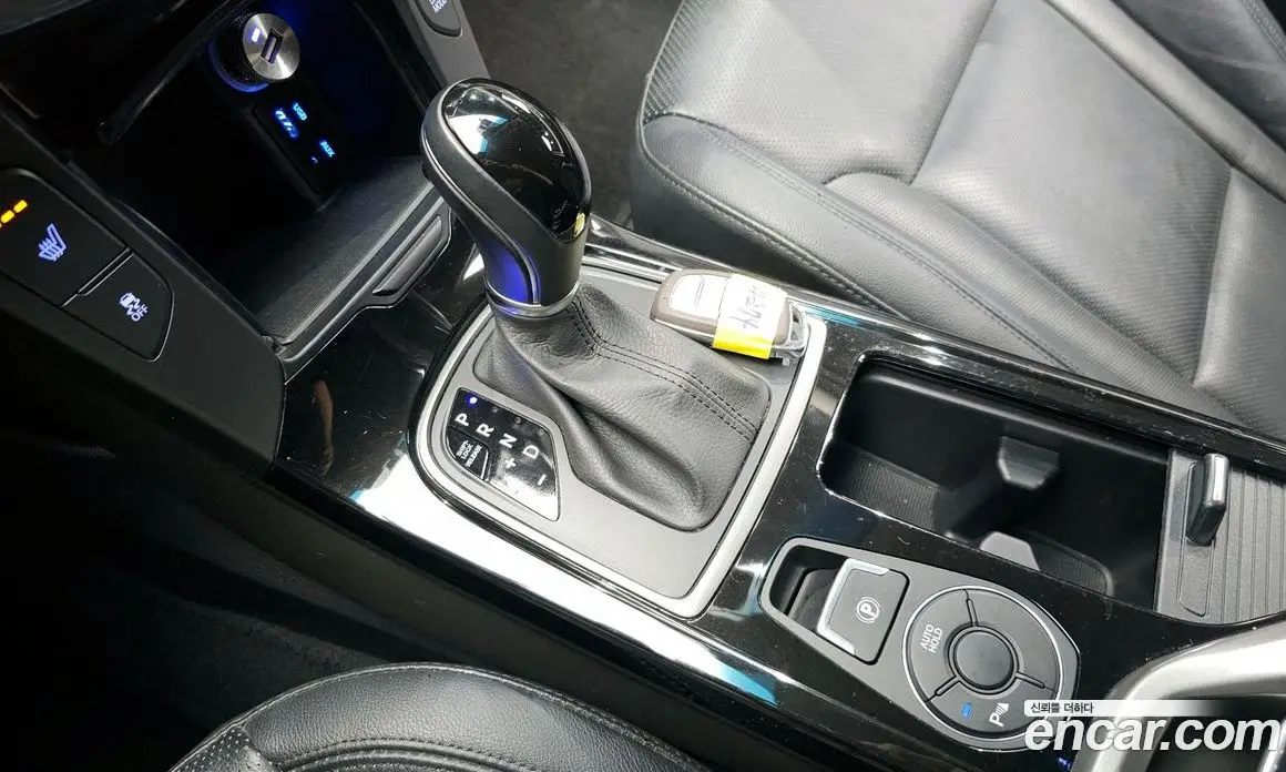 Hyundai i40 2017 1.7 автомат (гидро), фото 9