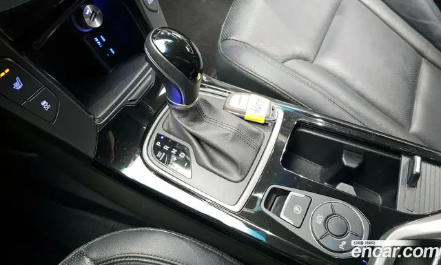 Hyundai i40 2017 1.7 автомат (гидро), миниатюра 9