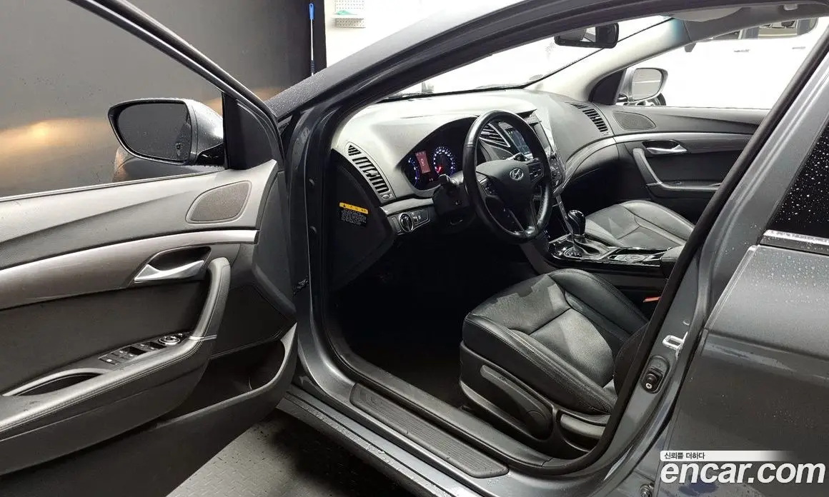 Hyundai i40 2017 1.7 автомат (гидро), фото 10