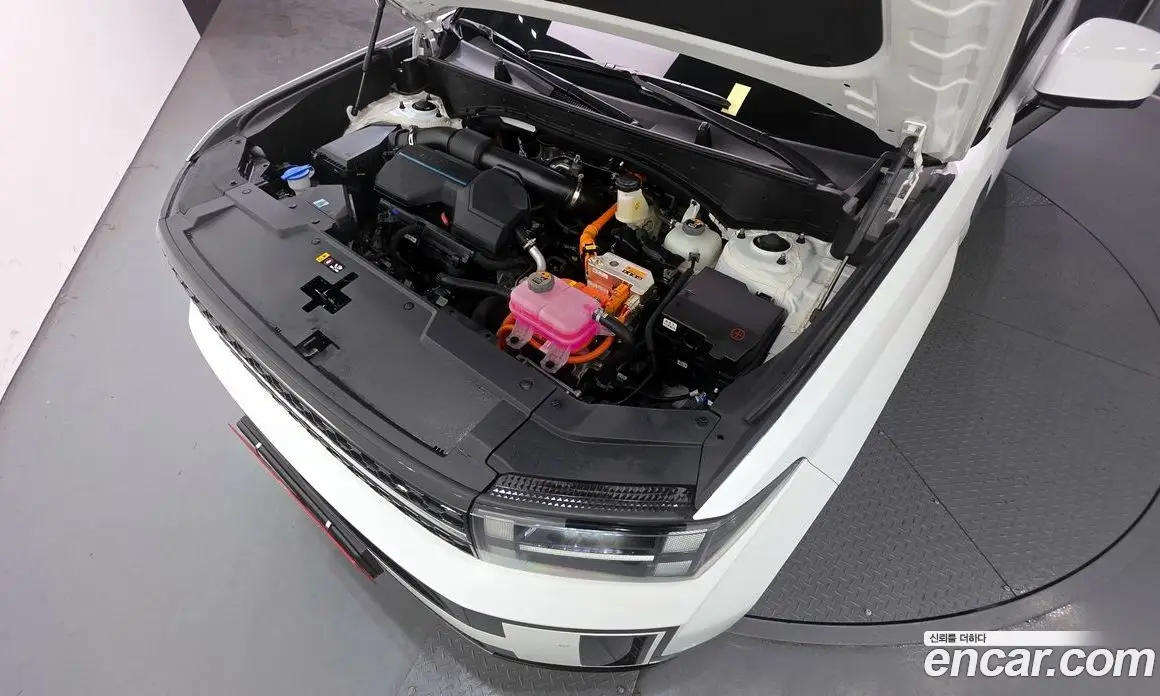 Hyundai Santa Fe 2024 1.6 автомат (гидро), фото 6