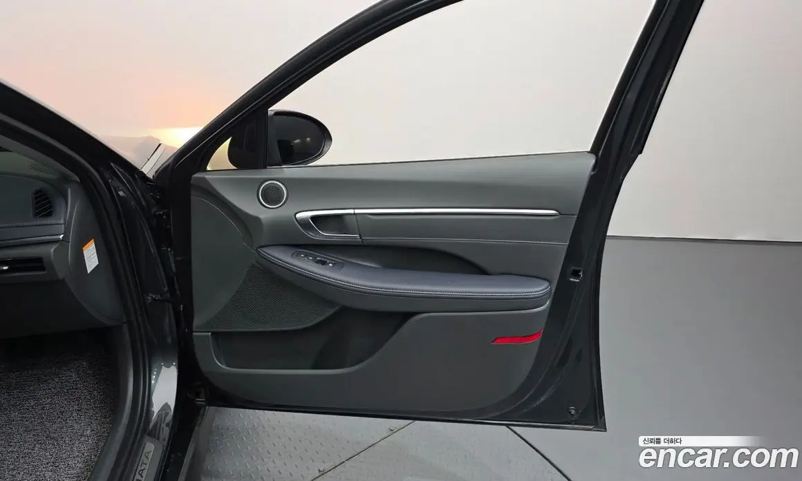 Hyundai Sonata 2022 2.0 автомат (гидро), фото 15