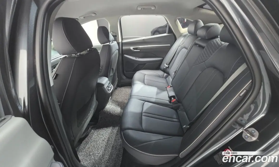 Hyundai Sonata 2022 2.0 автомат (гидро), фото 16