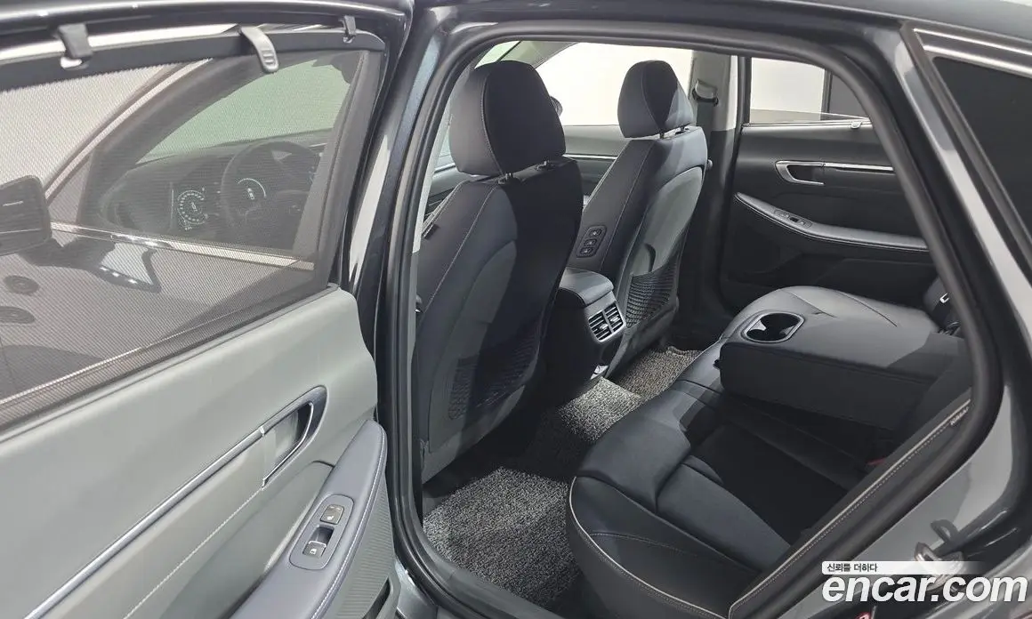 Hyundai Sonata 2022 2.0 автомат (гидро), фото 27
