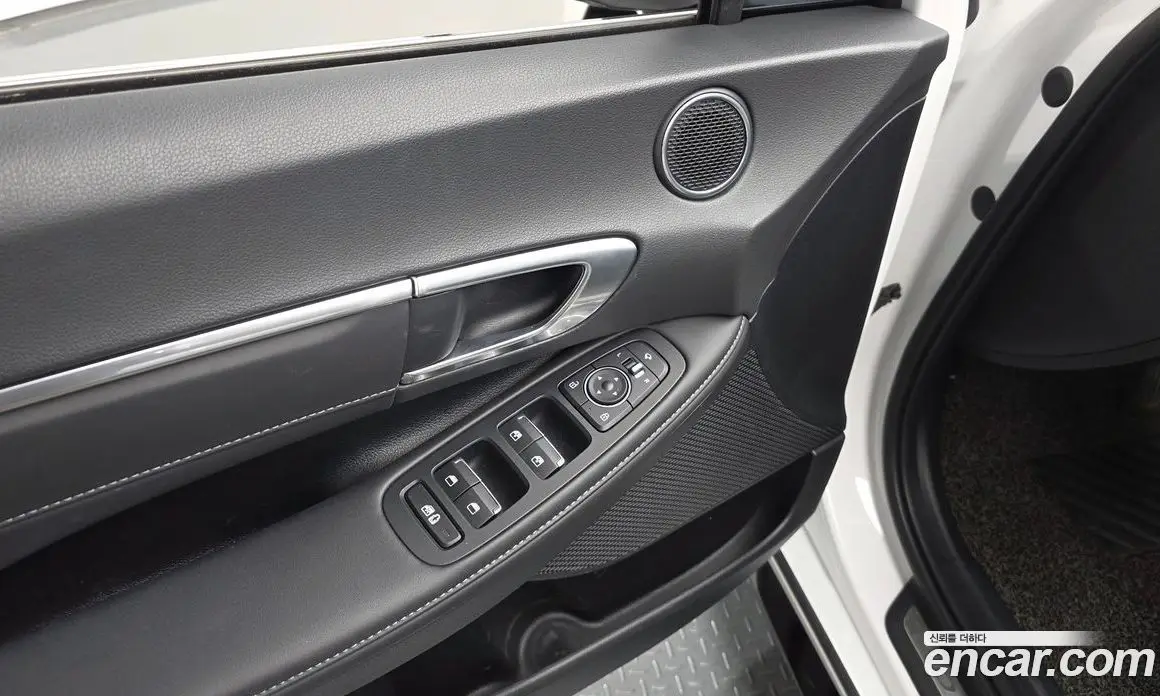 Hyundai Sonata 2022 2.0 автомат (гидро), фото 29