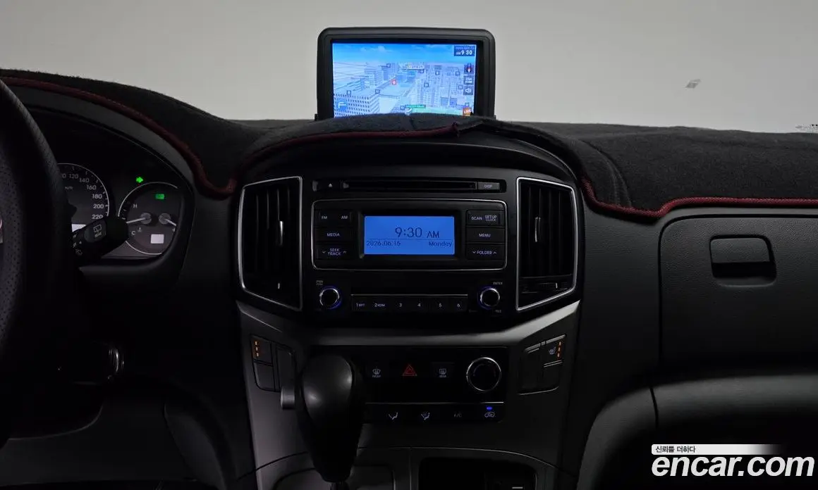 Hyundai Starex 2018 2.5 автомат (гидро), фото 20