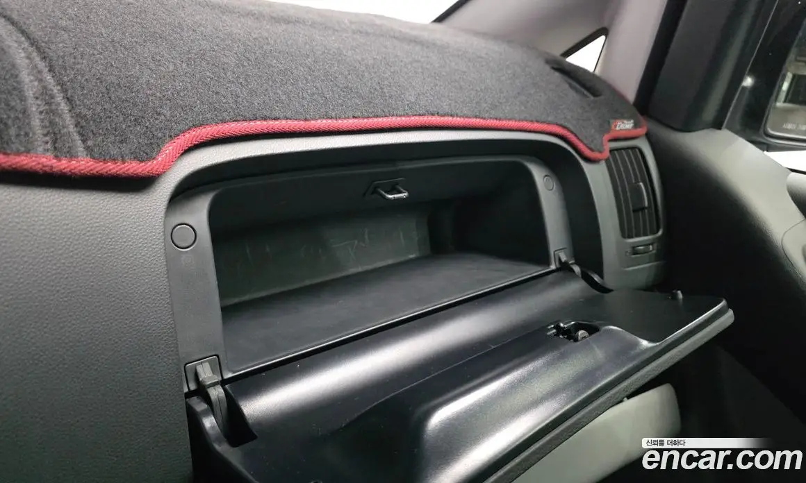 Hyundai Starex 2018 2.5 автомат (гидро), фото 30