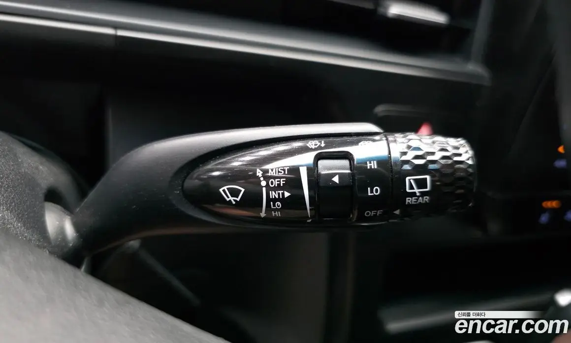 Hyundai Staria 2024 1.6 автомат (гидро), фото 27