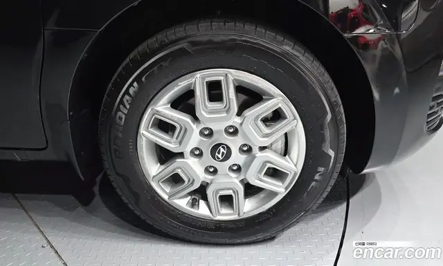 Hyundai Staria 2024 1.6 автомат (гидро), миниатюра 7