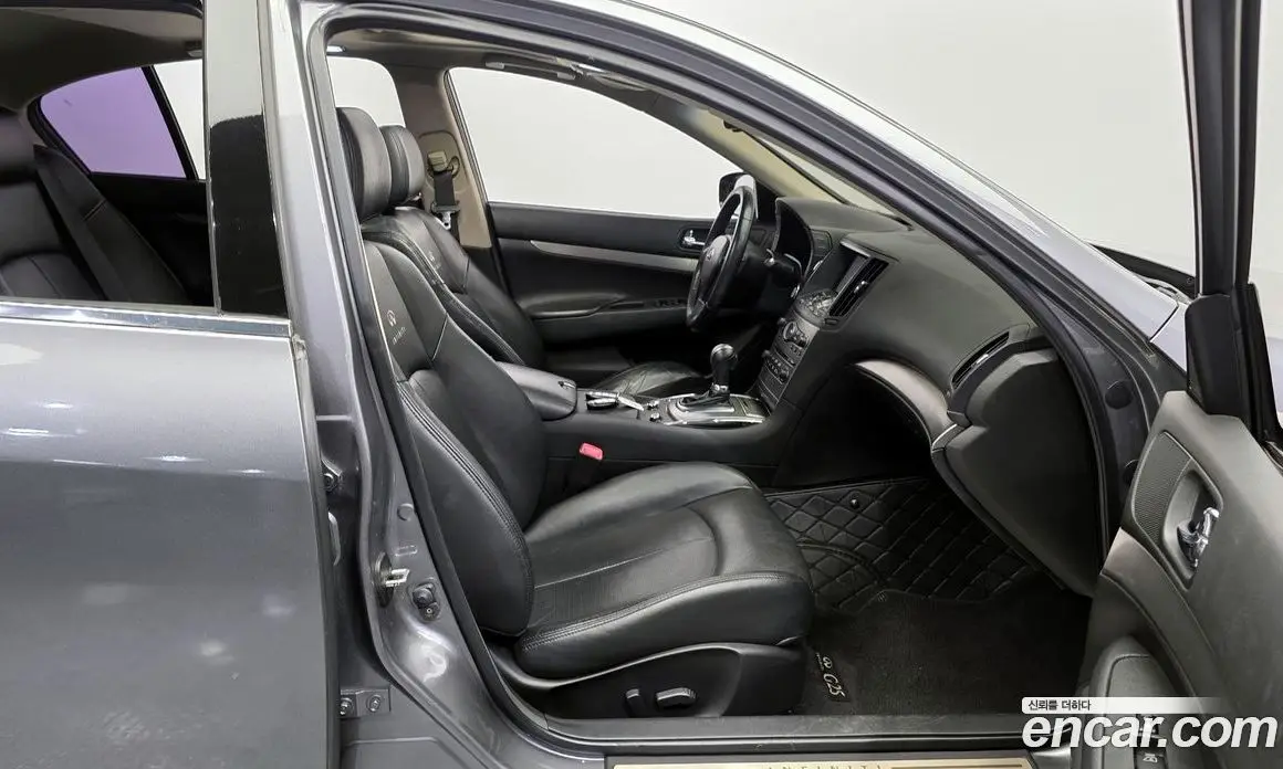Infiniti G 2011 2.5 автомат (гидро), фото 10 Infiniti G 2011 2.5 автомат (гидро), фото 10