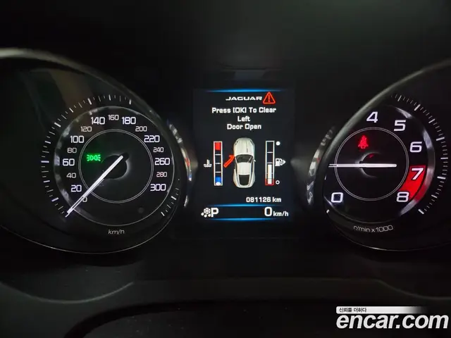 Jaguar F-Type 2014 3.0 автомат (гидро), миниатюра 9 Jaguar F-Type 2014 3.0 автомат (гидро), миниатюра 9