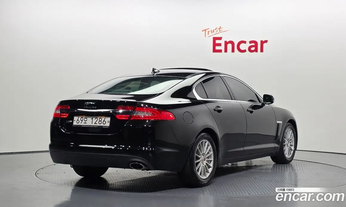 Jaguar XF 2015 2.2 автомат (гидро), фото 2 Jaguar XF 2015 2.2 автомат (гидро), фото 2