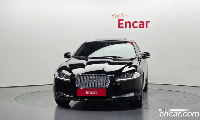 Jaguar XF 2015 2.2 автомат (гидро), миниатюра 3 Jaguar XF 2015 2.2 автомат (гидро), миниатюра 3