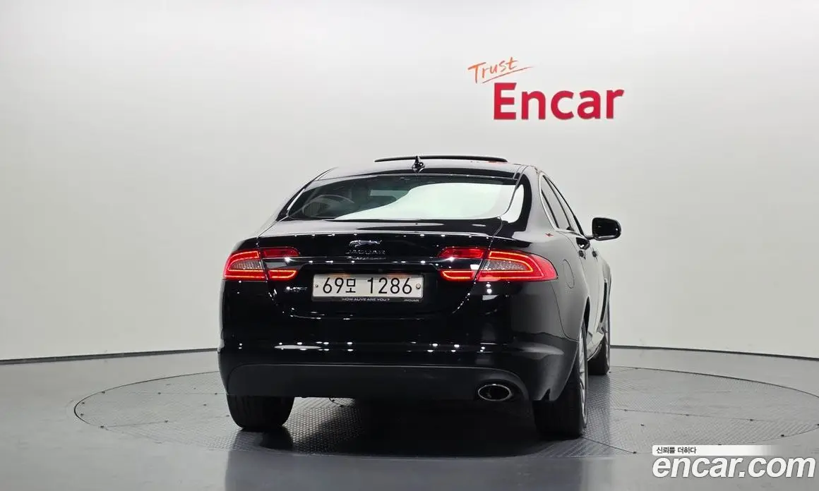 Jaguar XF 2015 2.2 автомат (гидро), фото 4 Jaguar XF 2015 2.2 автомат (гидро), фото 4