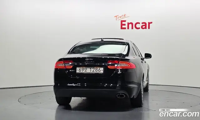 Jaguar XF 2015 2.2 автомат (гидро), миниатюра 4 Jaguar XF 2015 2.2 автомат (гидро), миниатюра 4