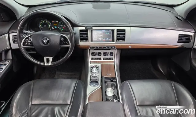 Jaguar XF 2015 2.2 автомат (гидро), миниатюра 7 Jaguar XF 2015 2.2 автомат (гидро), миниатюра 7