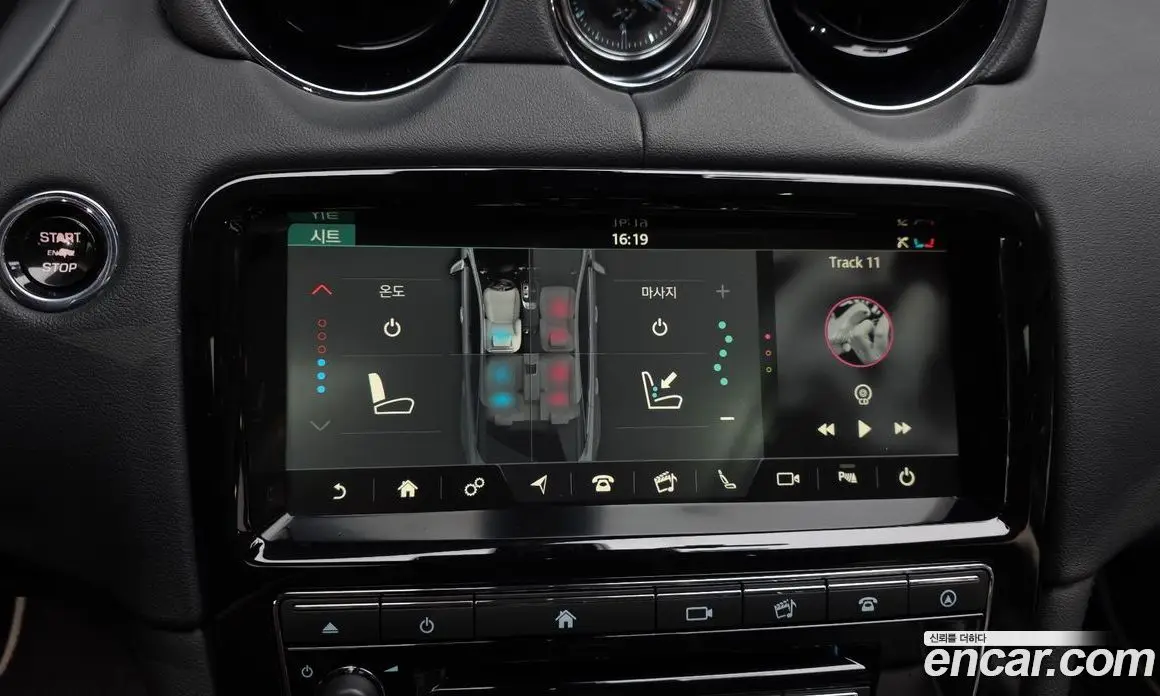 Jaguar XJ 2018 3.0 автомат (гидро), фото 21 Jaguar XJ 2018 3.0 автомат (гидро), фото 21