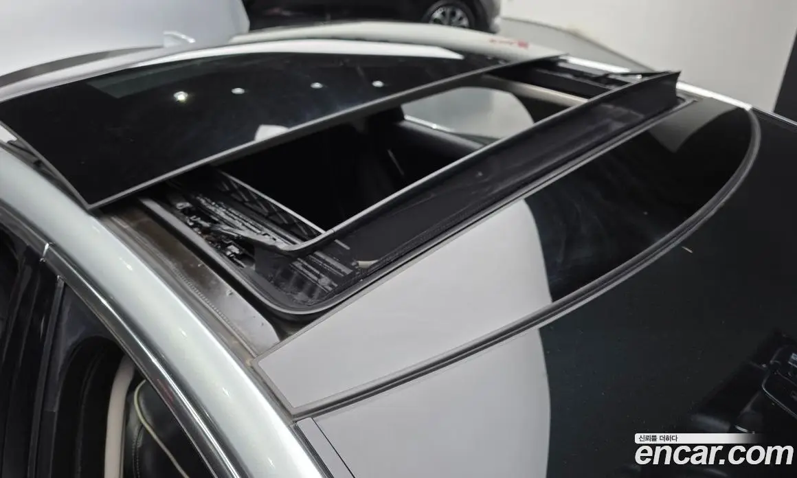 Jaguar XJ 2018 3.0 автомат (гидро), фото 25 Jaguar XJ 2018 3.0 автомат (гидро), фото 25