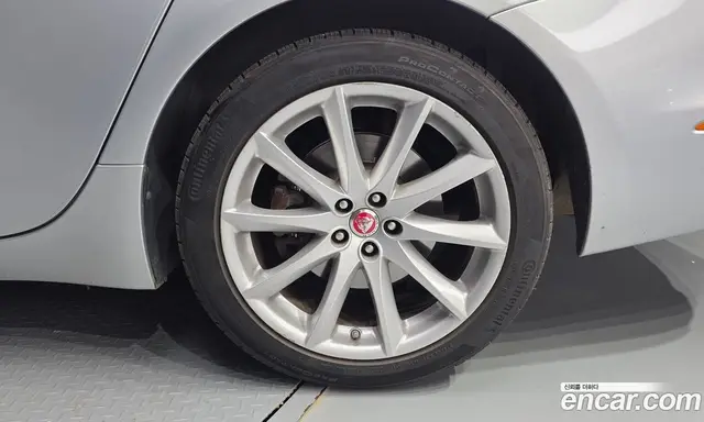 Jaguar XJ 2018 3.0 автомат (гидро), миниатюра 7 Jaguar XJ 2018 3.0 автомат (гидро), миниатюра 7