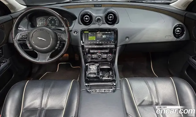 Jaguar XJ 2018 3.0 автомат (гидро), миниатюра 10 Jaguar XJ 2018 3.0 автомат (гидро), миниатюра 10