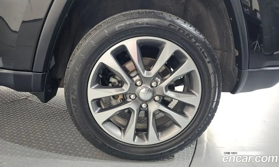 Jeep Cherokee 2018 3.6 автомат (гидро), фото 7