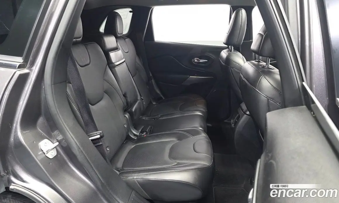 Jeep Cherokee 2019 2.4 автомат (гидро), фото 11