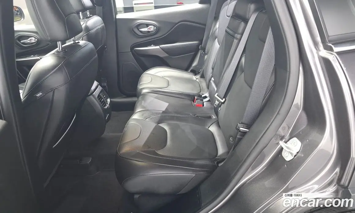 Jeep Cherokee 2019 2.4 автомат (гидро), фото 12