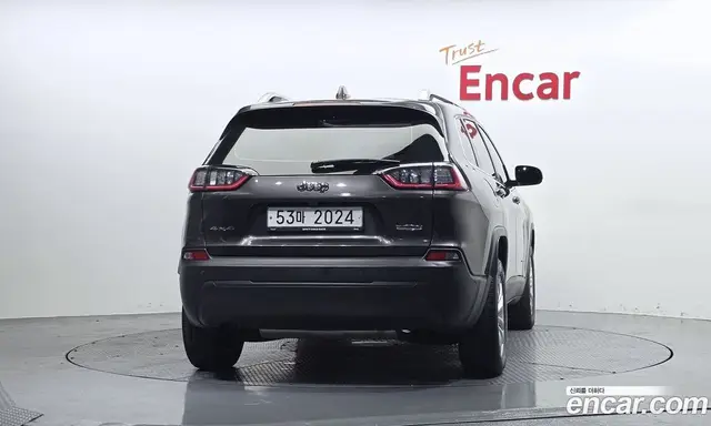 Jeep Cherokee 2019 2.4 автомат (гидро), миниатюра 4