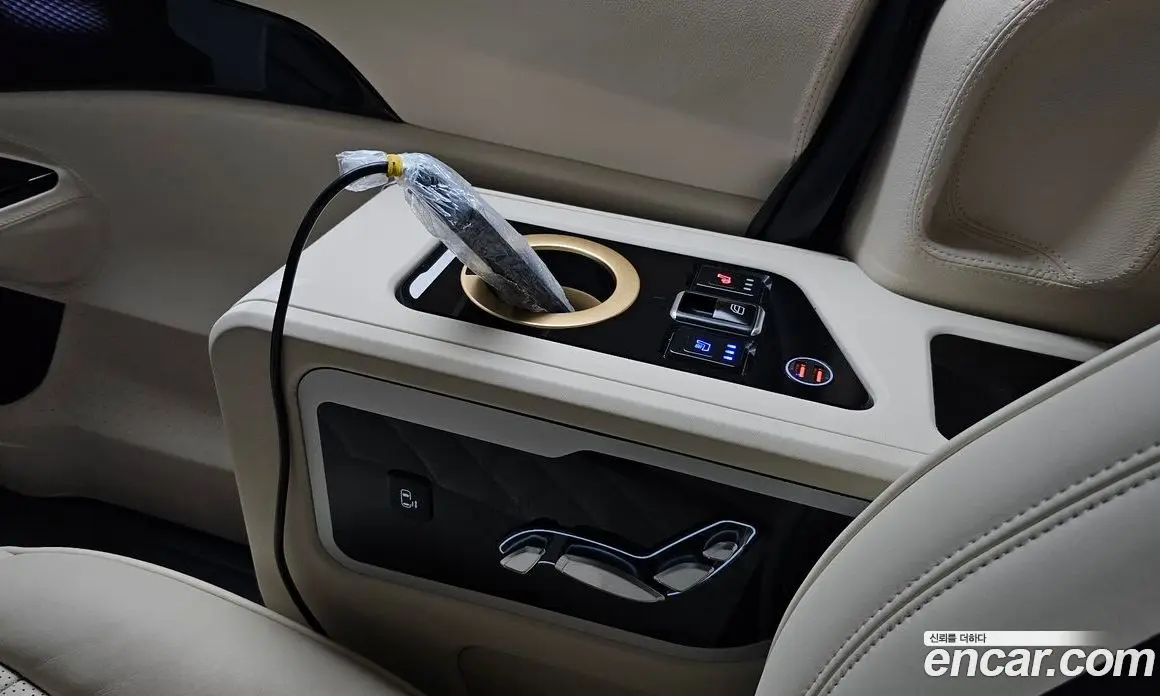 Kia Carnival 2022 3.5 автомат (гидро), фото 24