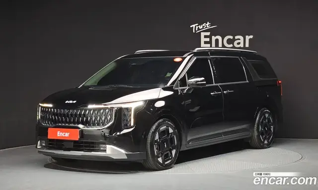 Kia Carnival, 2023, 38 270 км
