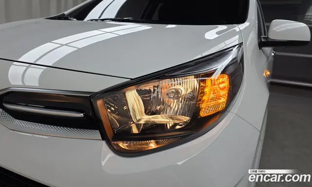 Kia Morning 2023 1.0 автомат (гидро), миниатюра 8